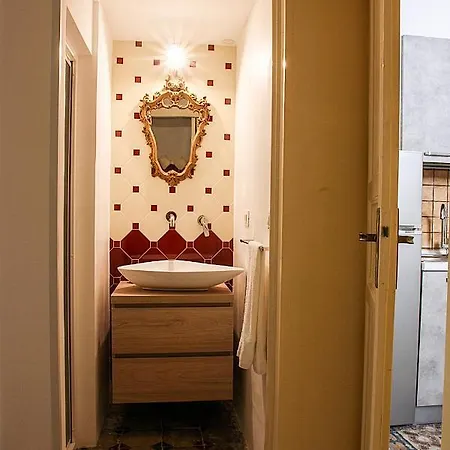 Palazzo Nicastro Gh - Red House *