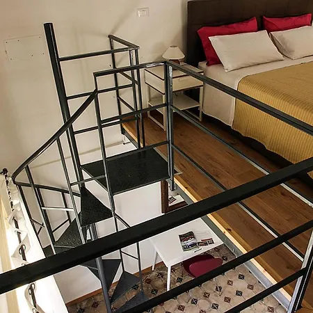 Palazzo Nicastro Gh - Red House 아파트